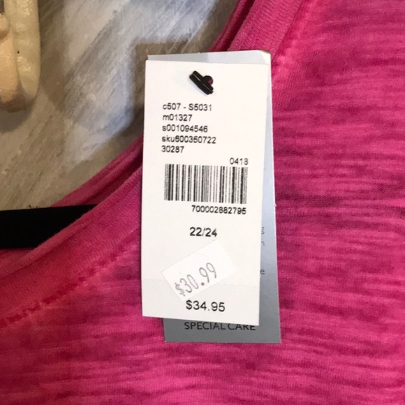 NEW! Lane Bryant size 22/24 Shark bite Tee-shirt - Picture 2 of 2